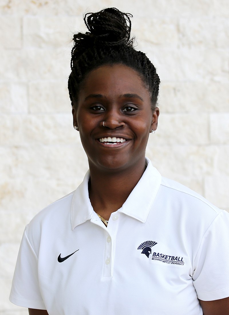 Shaylen Robinson Headshot