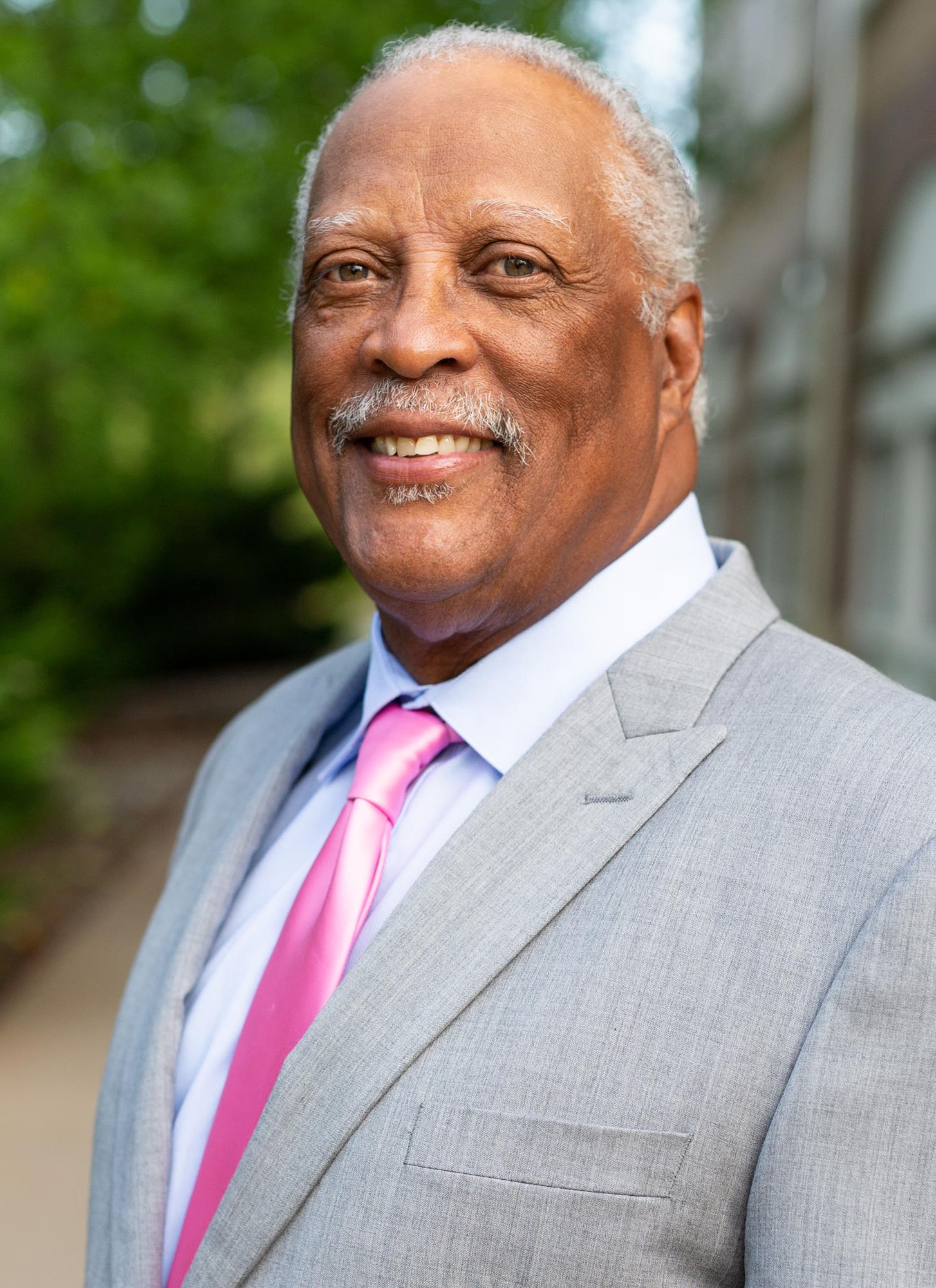 Charles Coe Headshot