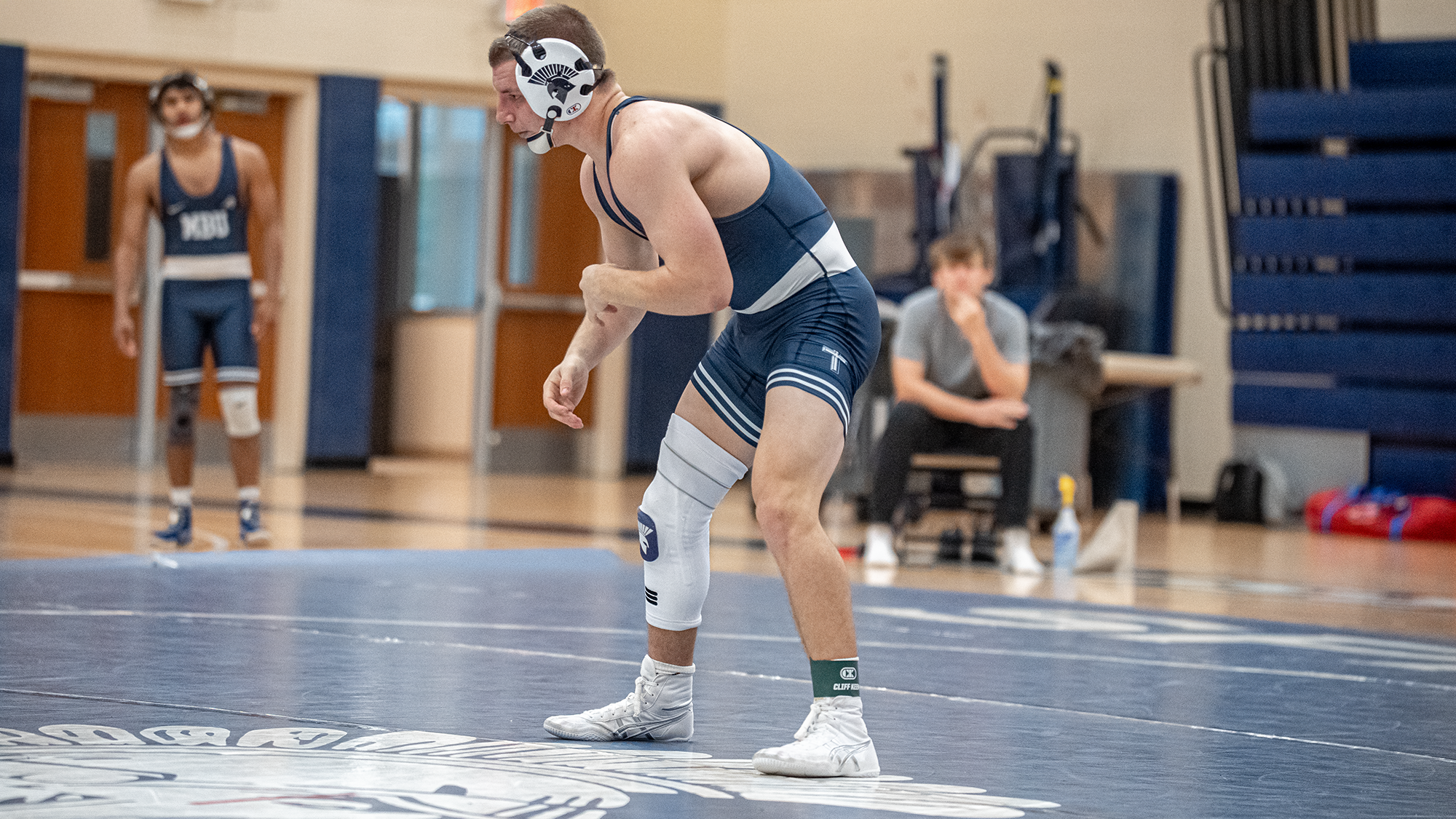 Brenden Rayl wrestles in neutral