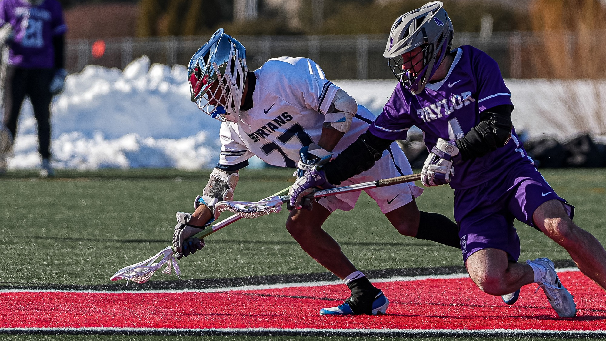 Raymond Lingard wins a faceoff vs Taylor 