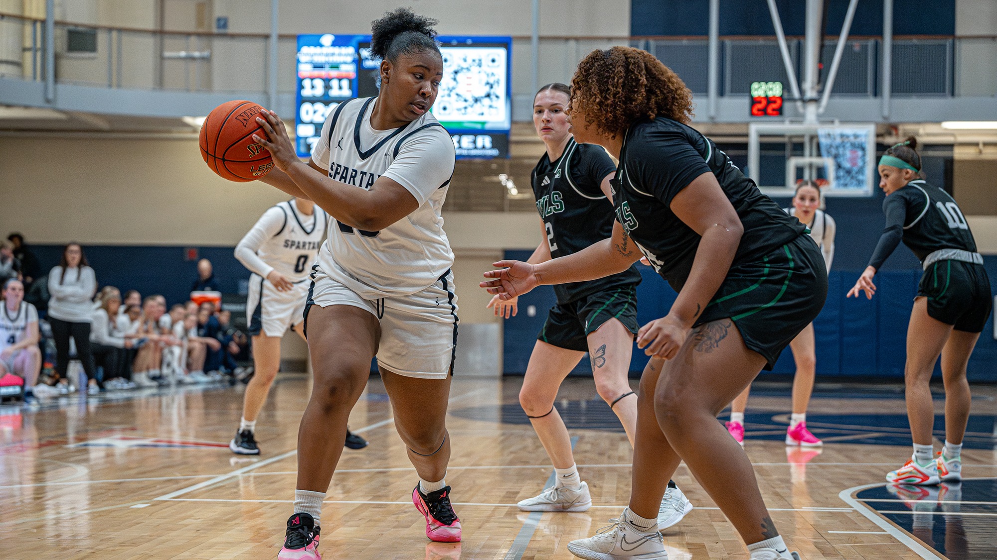 Eva Parks vs William Woods