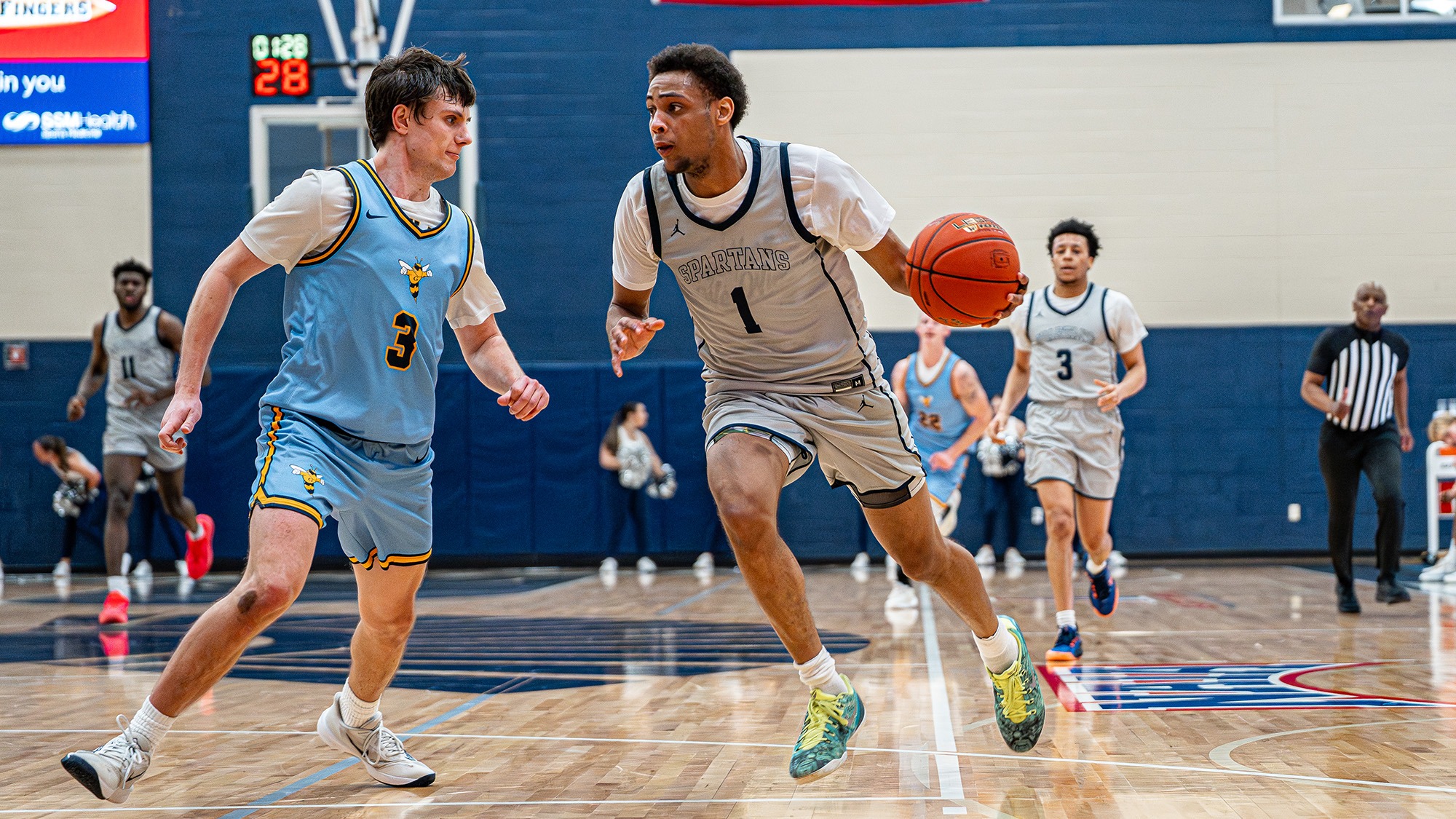 Javaris Moye scores 14 vs No. 25 Graceland University 