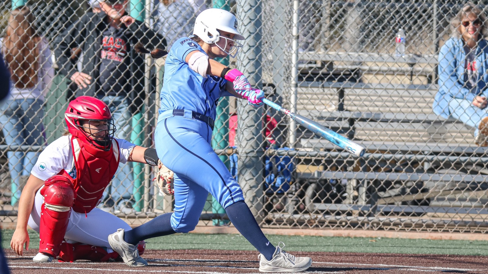 Alexi Sanchez hits vs MACU 
