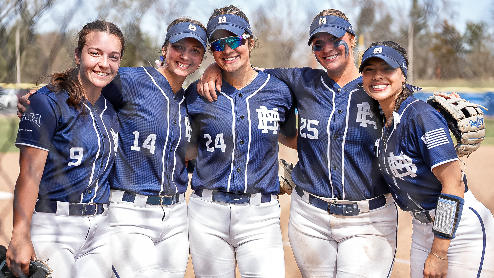 2025 softball Group photo