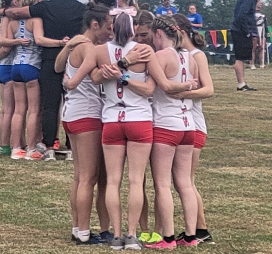 XC Team Huddle 