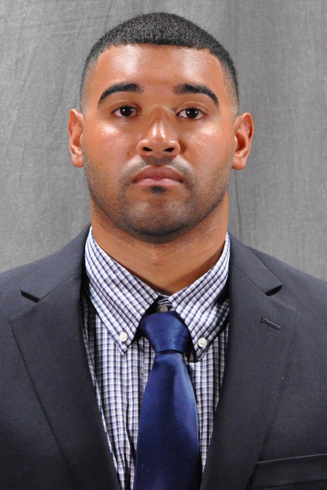 Steve Matos Headshot