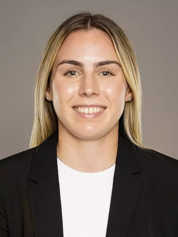 Lola Mullaney 2024 Headshot