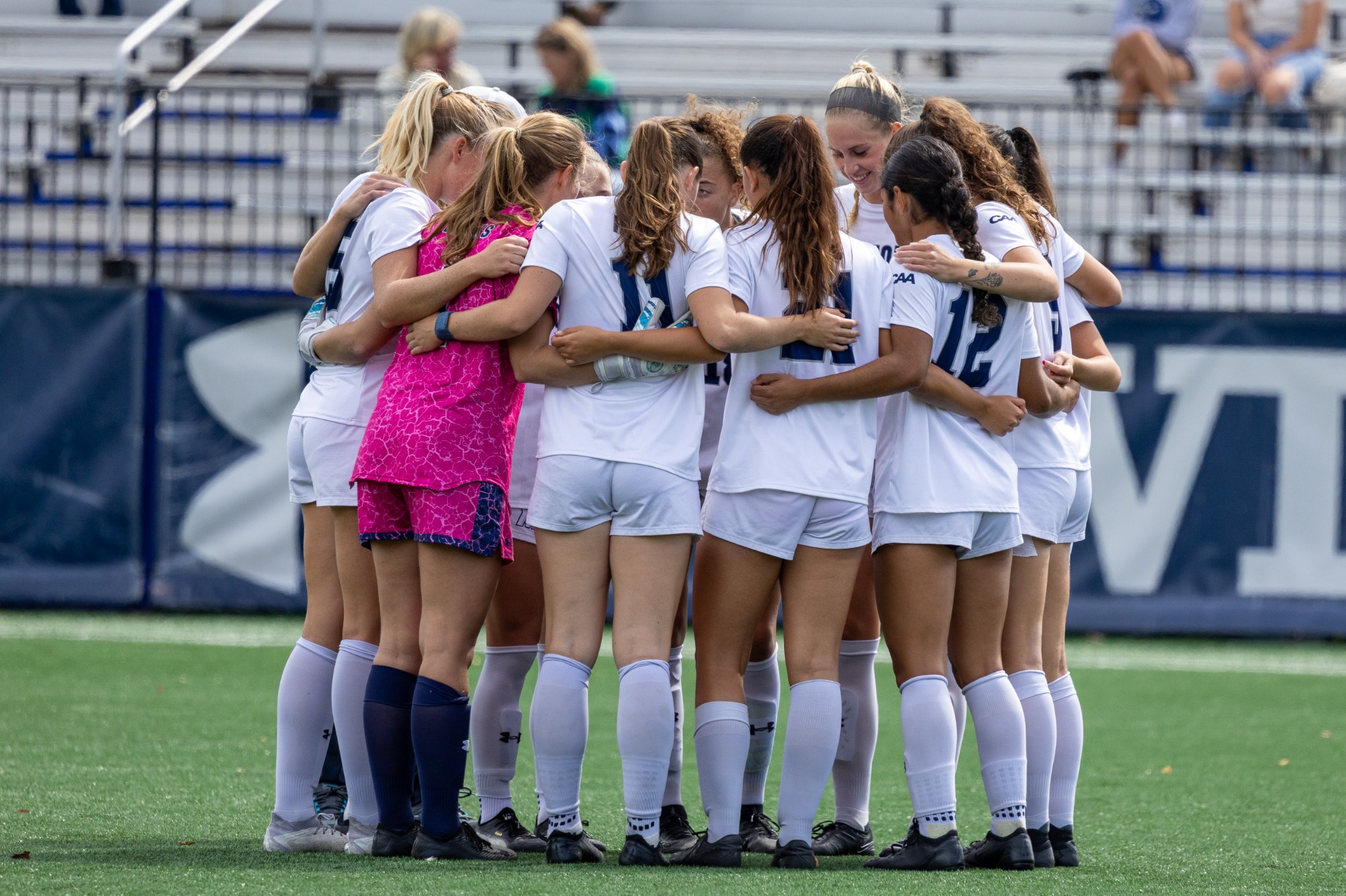 Monmouth vs UNCW