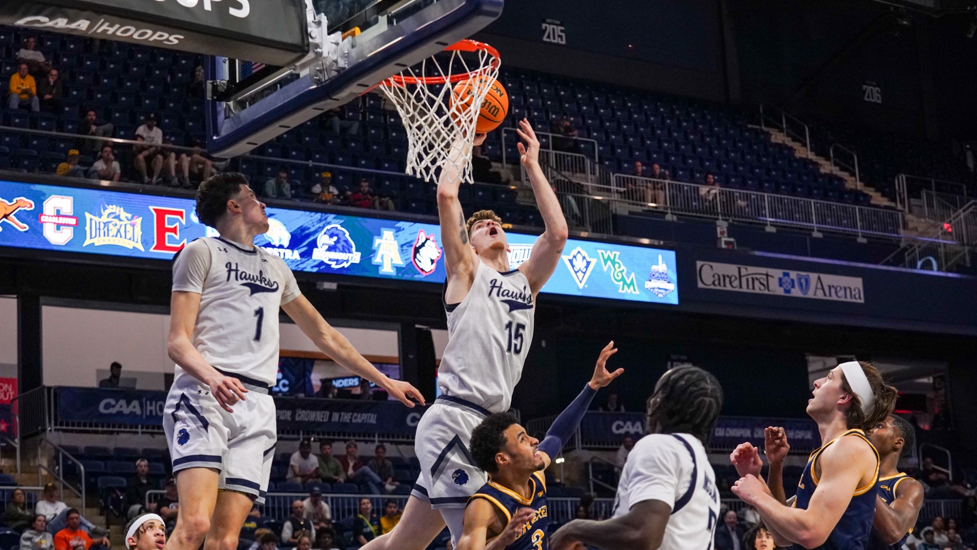 Stefanos Spartalis goes up under the basket and scores