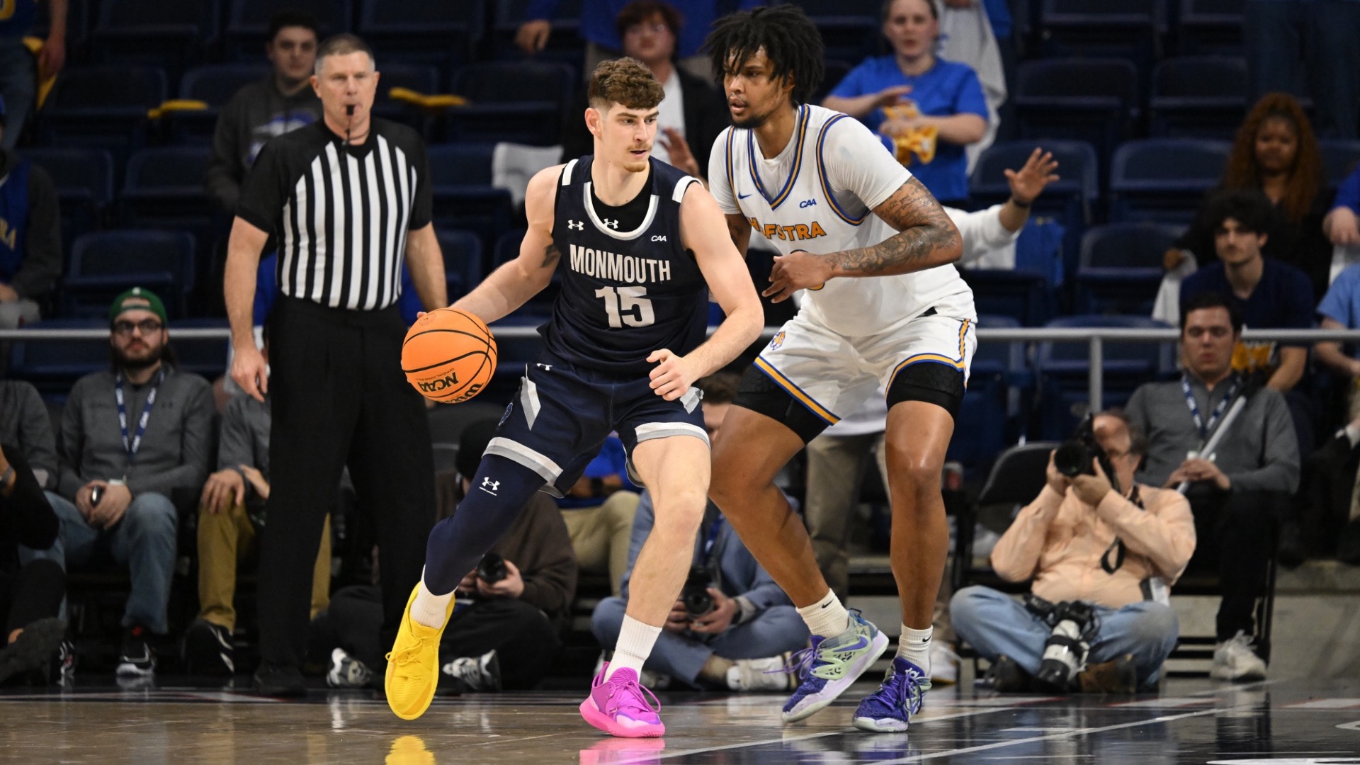 Stefanos Spartalis attempts to dribble around a opponent