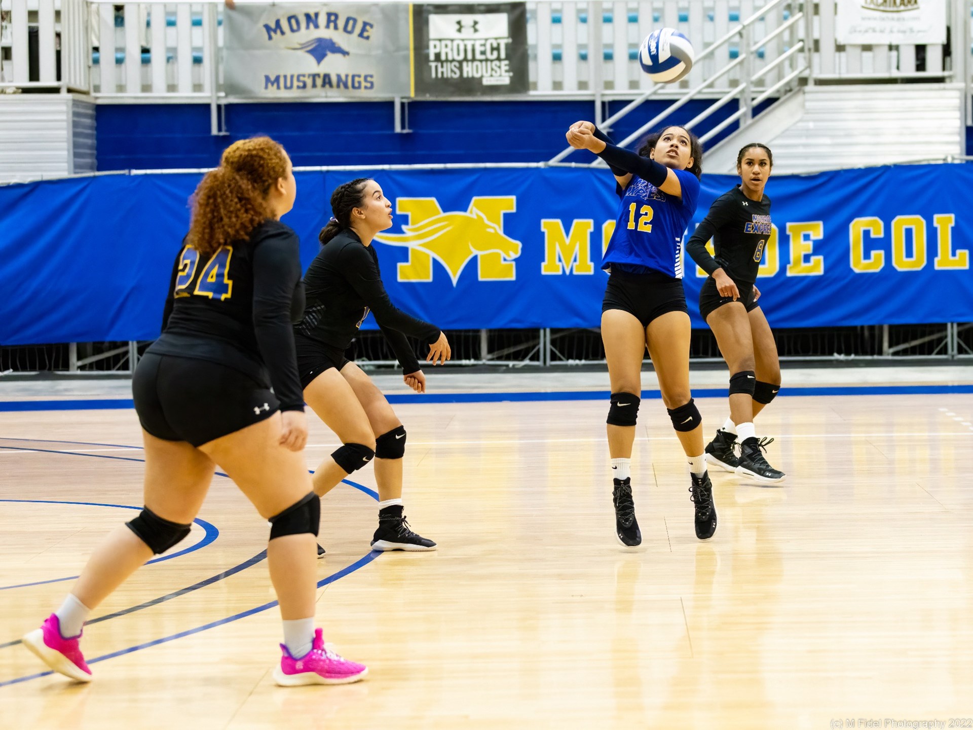 Monroe Express Women’s Volleyball Fall on First Day of NJCAA National