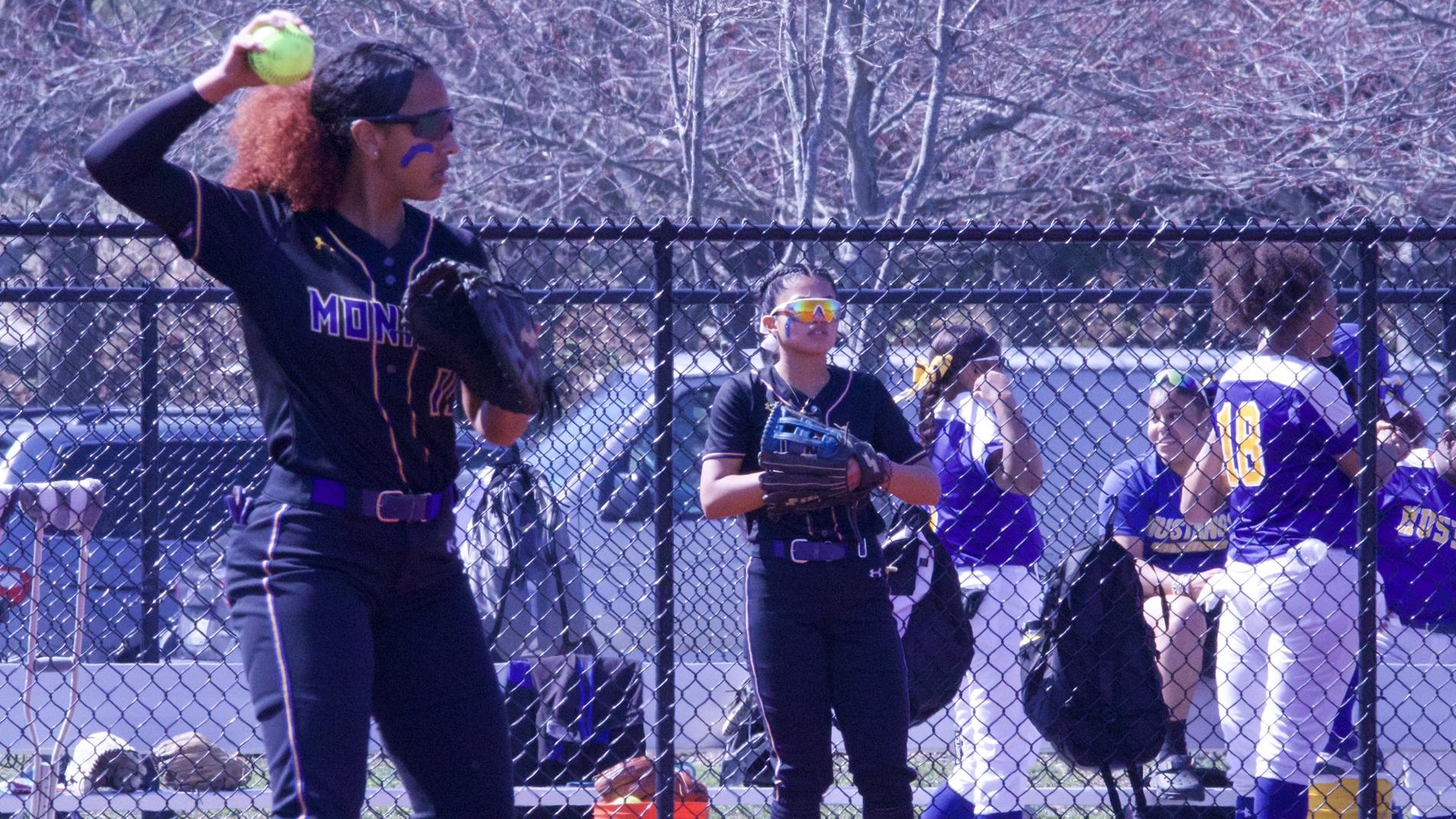 Monroe Express Softball Splits Doubleheader at County College of Morris