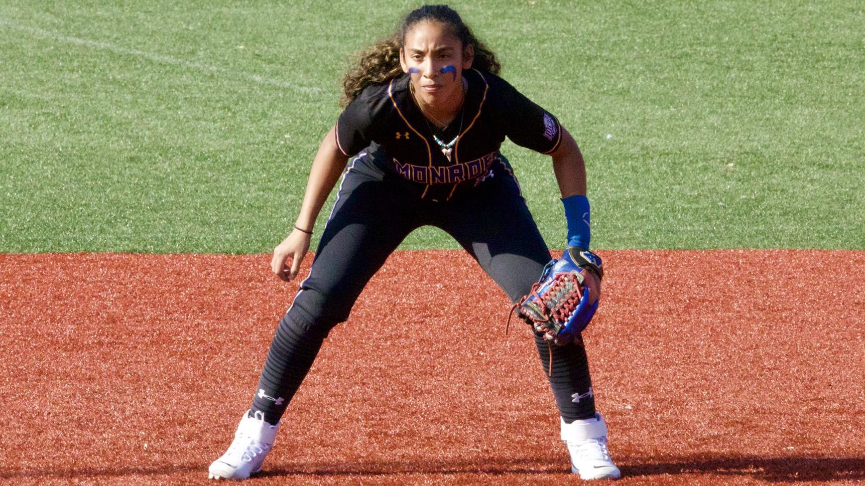 Monroe Express Softball Falls in Both Ends of Doubleheader at Orange