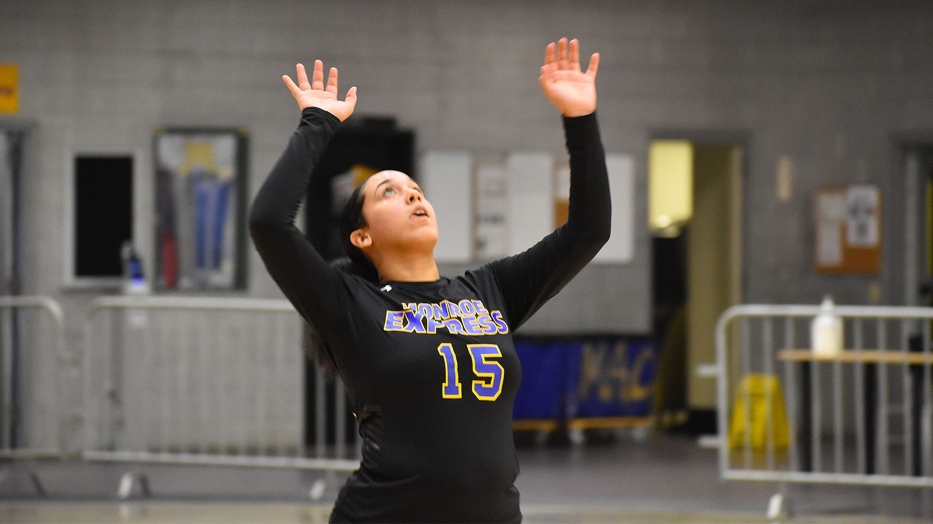 Express Women’s Volleyball Sweep Second Consecutive Conference Tri
