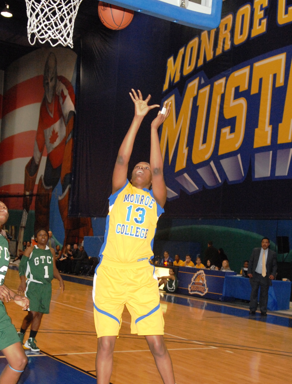 Verdine Warner Women's Basketball Monroe College Athletics