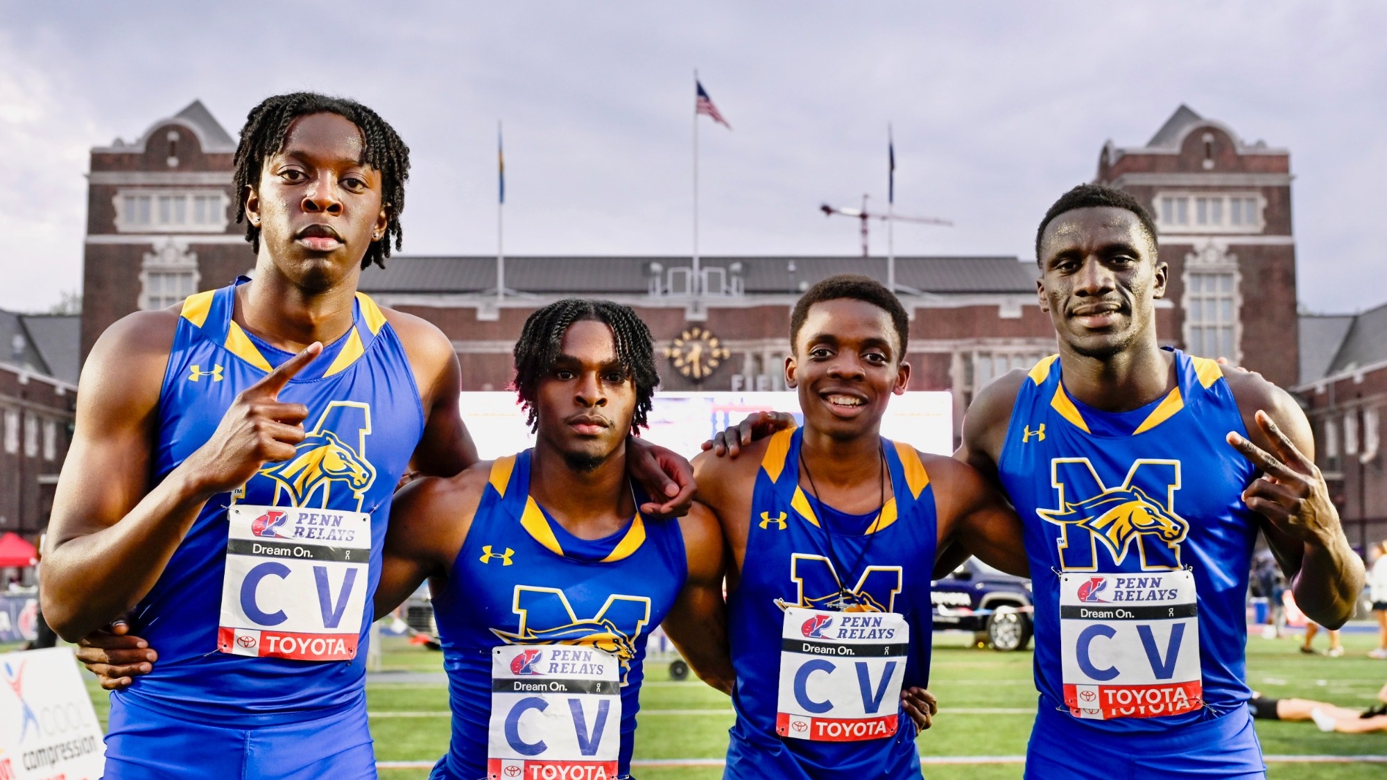 1600m relay school record