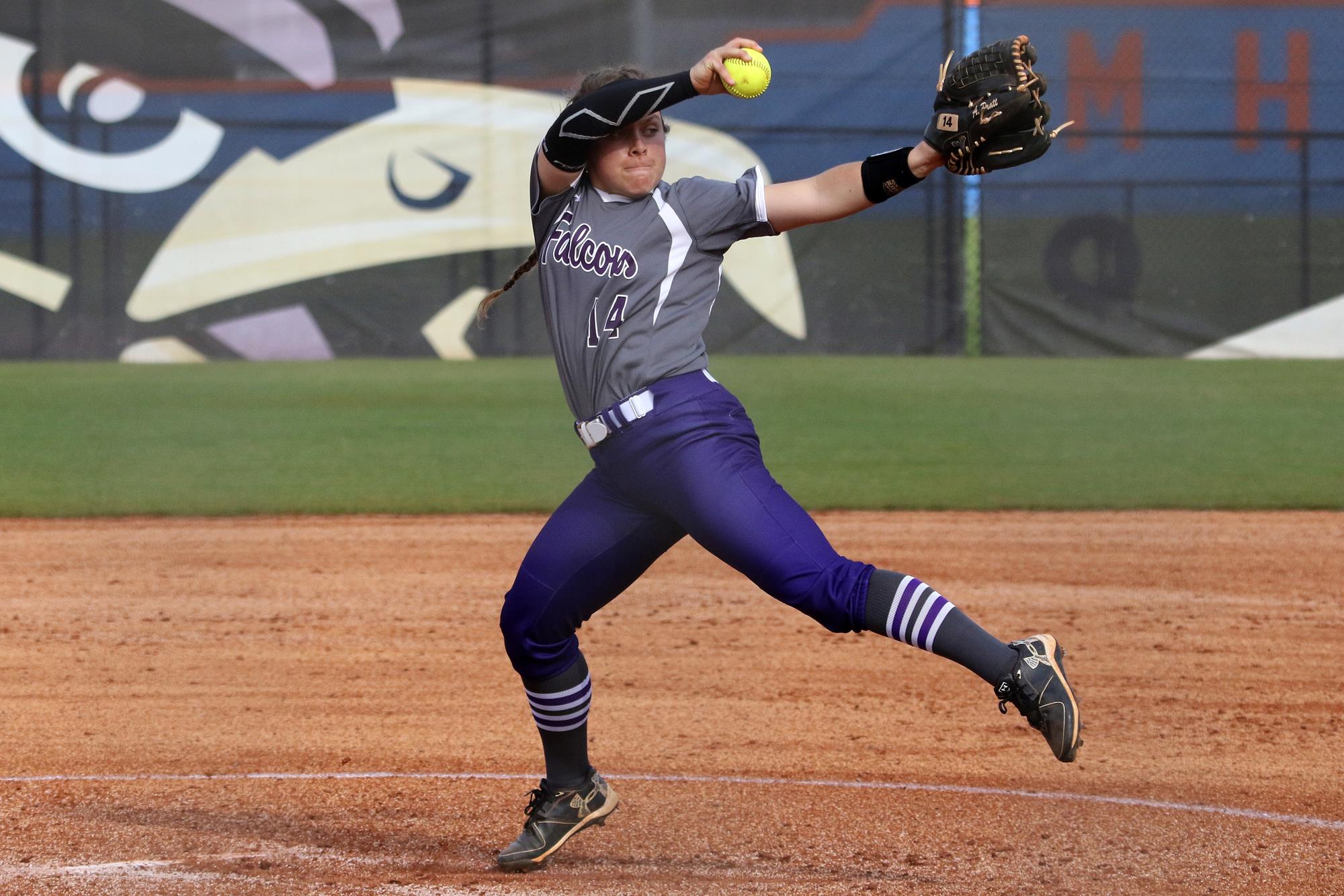 Pratt, Bonanno sign with ASBA softball teams University of Montevallo