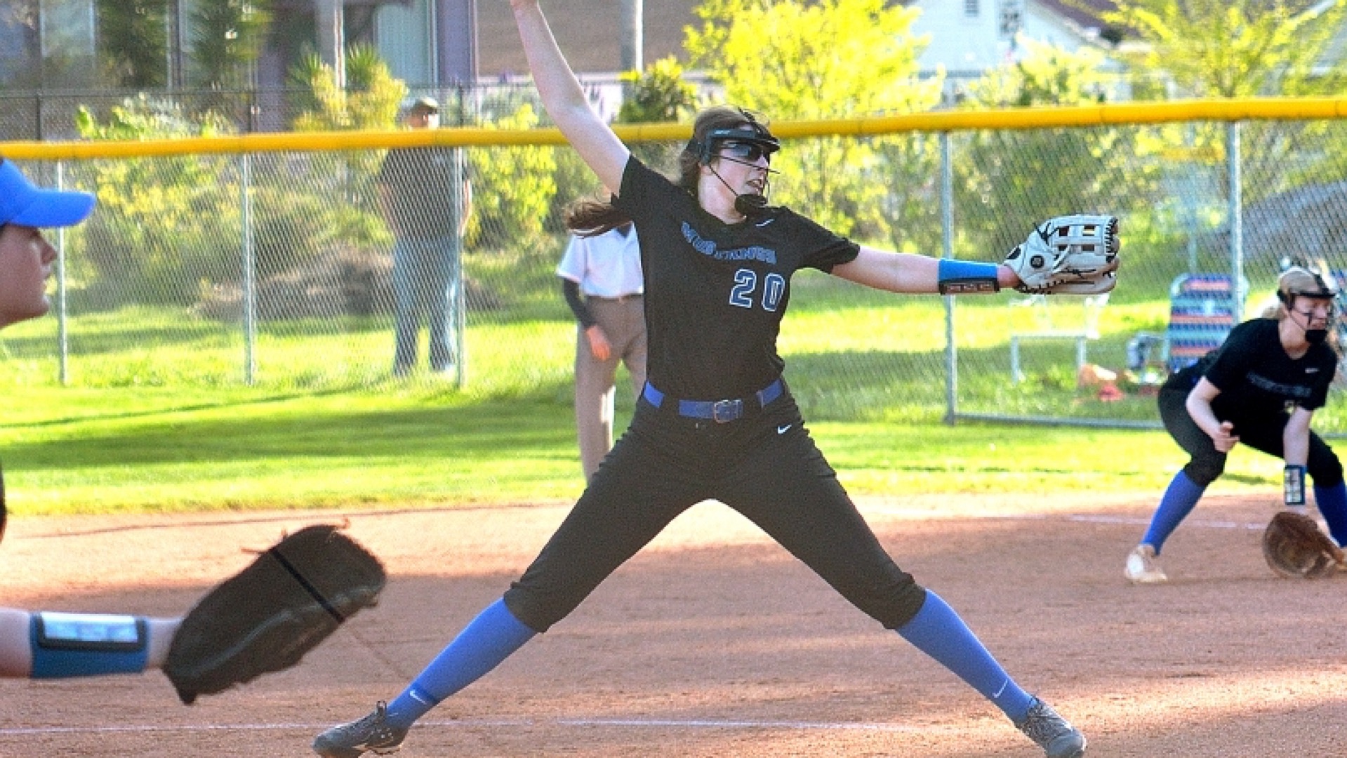 MVC Softball Celebrates a Win Over Santa Cruz High Monte Vista