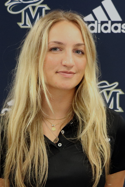 WGOLF Emma Roberts Headshot 2022-23