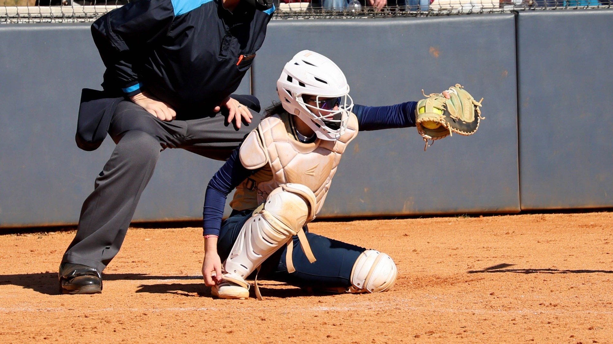Hannah Henderson vs. Alice Lloyd 020926