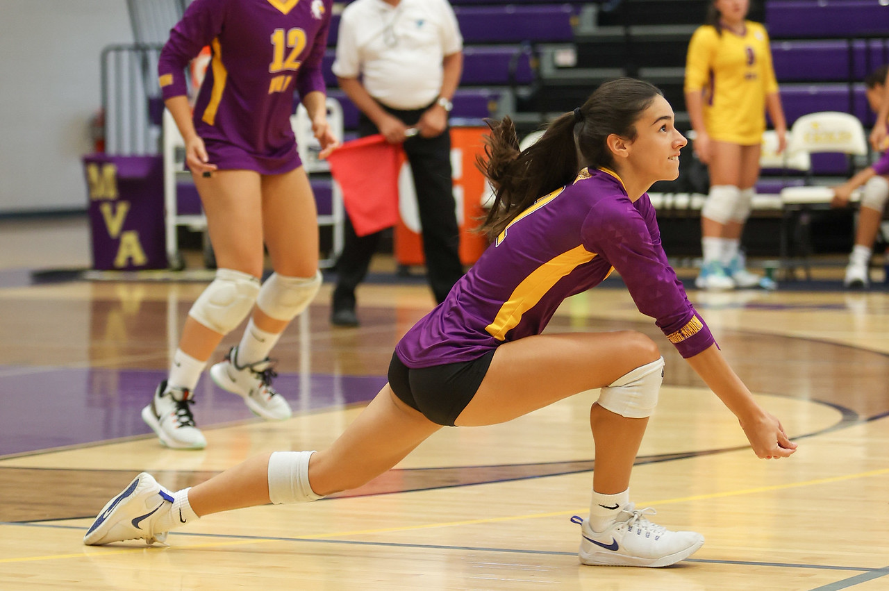 Girls’ Volleyball Sails Past Lake Minneola Montverde Academy Athletics