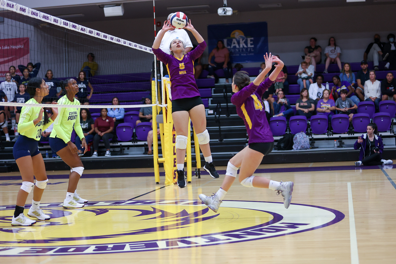 Taina de Lima Nunes Girls Volleyball Montverde Academy Athletics