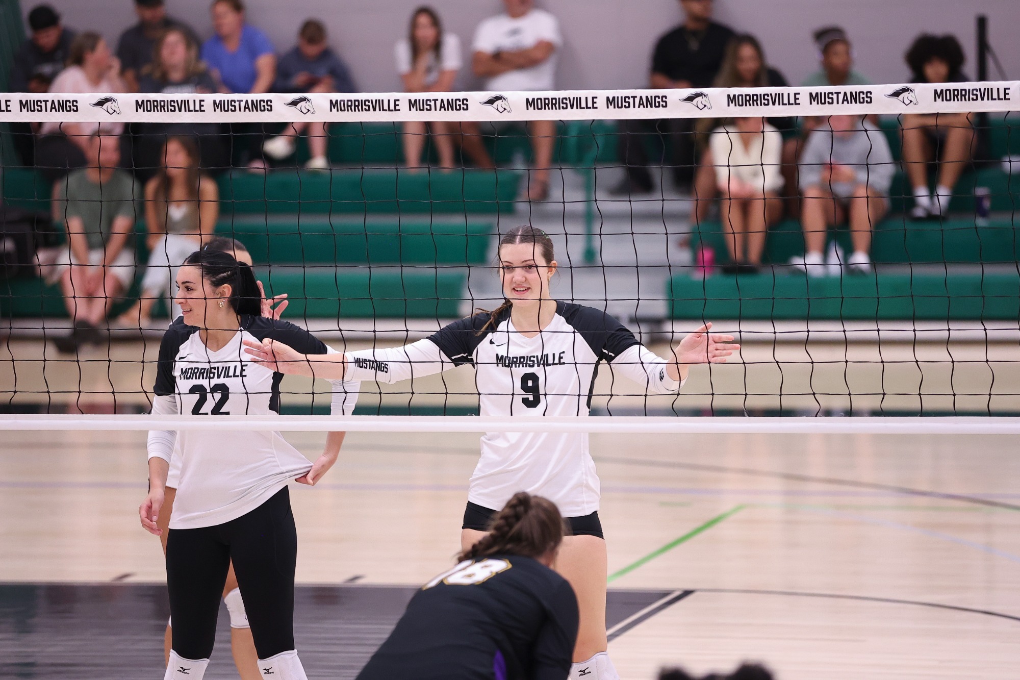 Mustang Volleyball