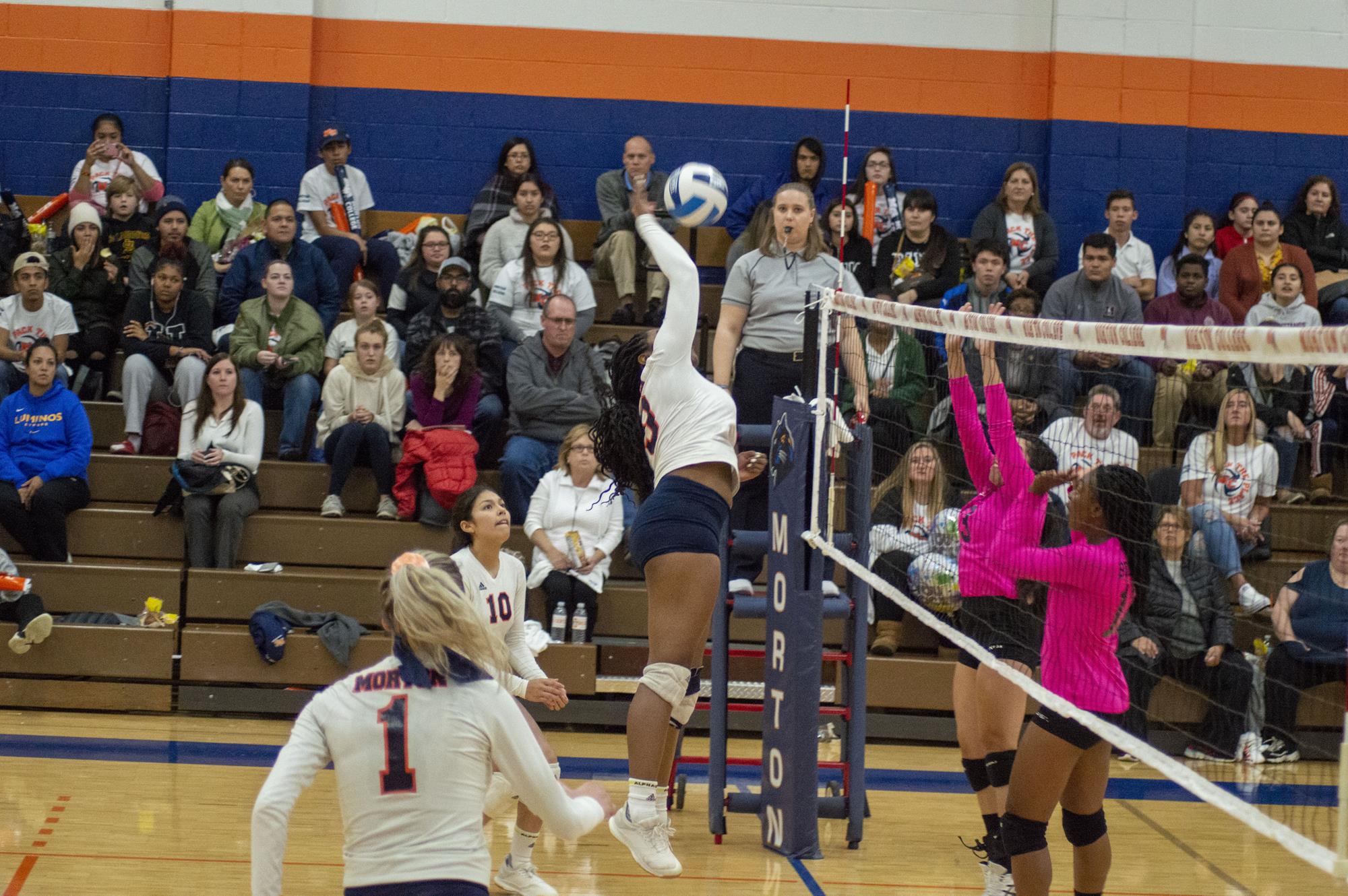 Down 20, volleyball rallies to snap Bryant & Stratton win streak at 9 Morton College Athletics
