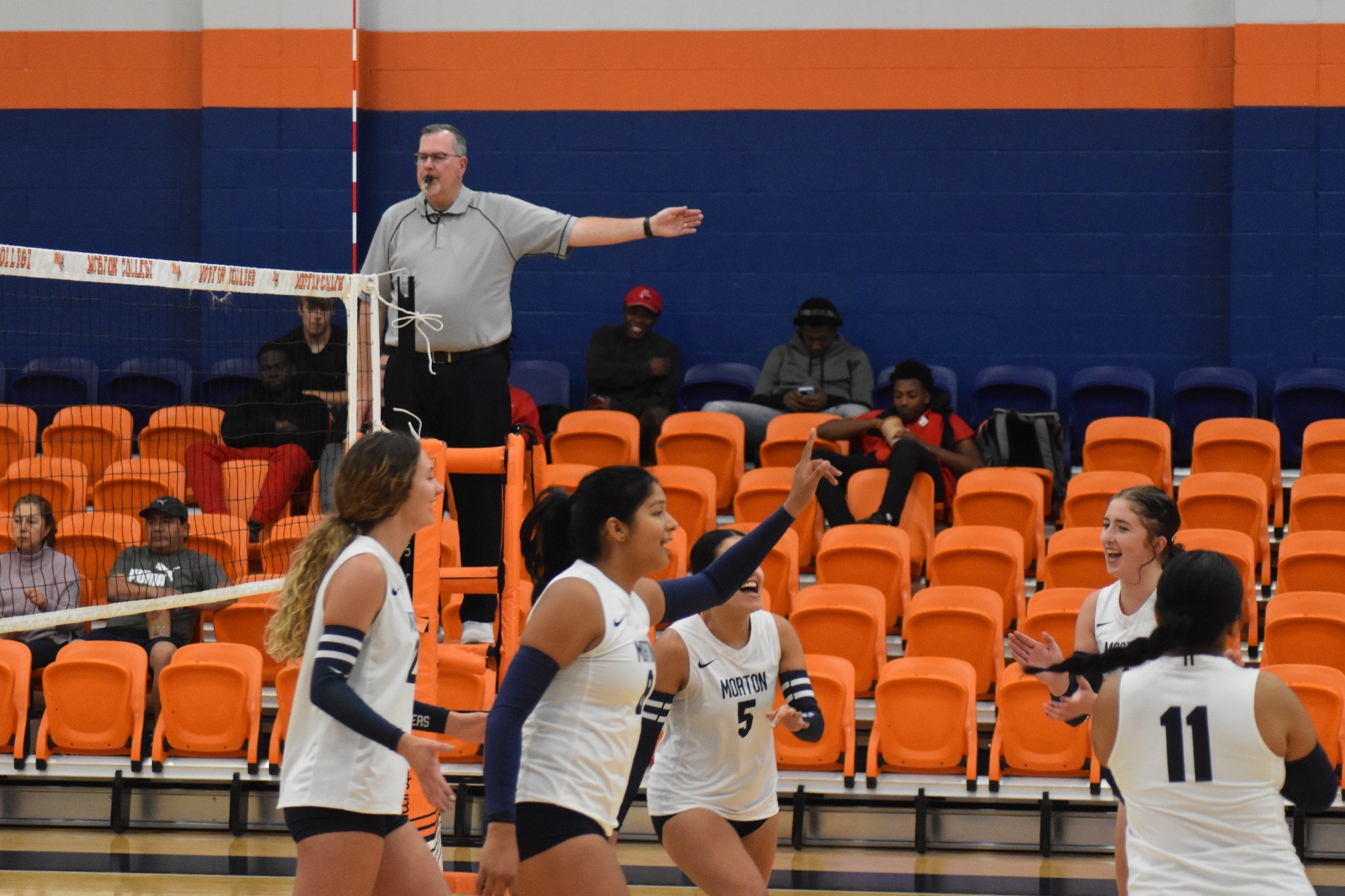 MC volleyball 2023 celebration