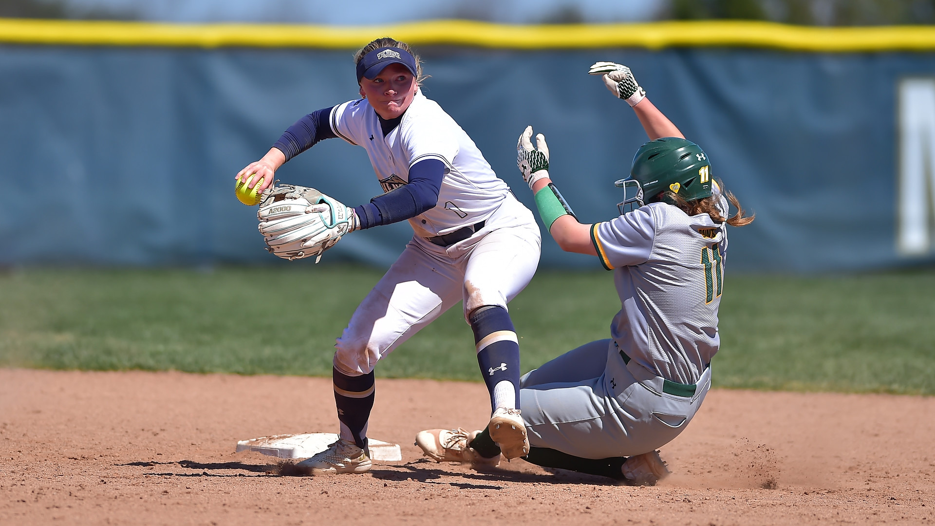 Avery Dinges vs. Siena