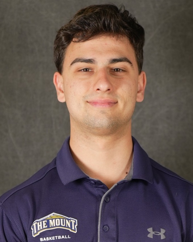 Andrew Winton headshot