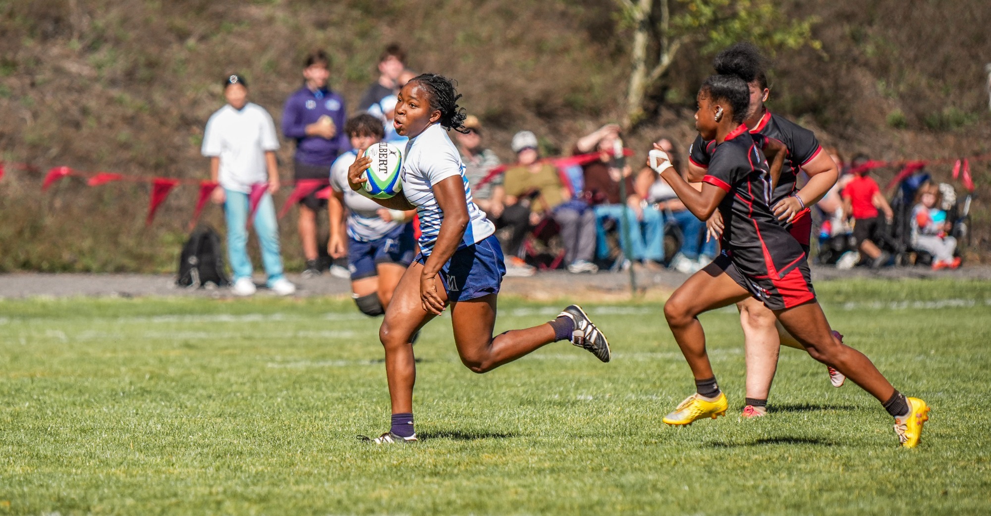 Koda Hall carries the ball v. Frostburg 