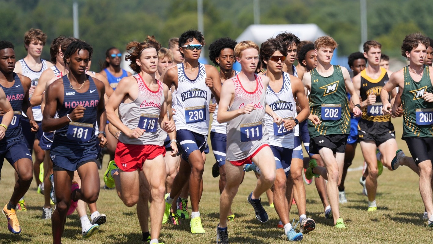 Mount Cross Country Runners Among Other Teams
