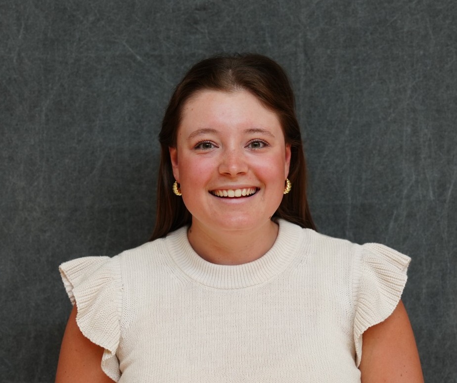 Abigail Vietmier 2025 headshot 