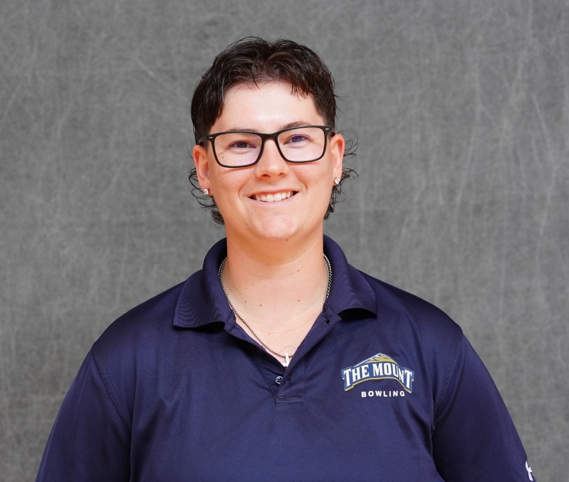 Olivia Farwell 2025 headshot