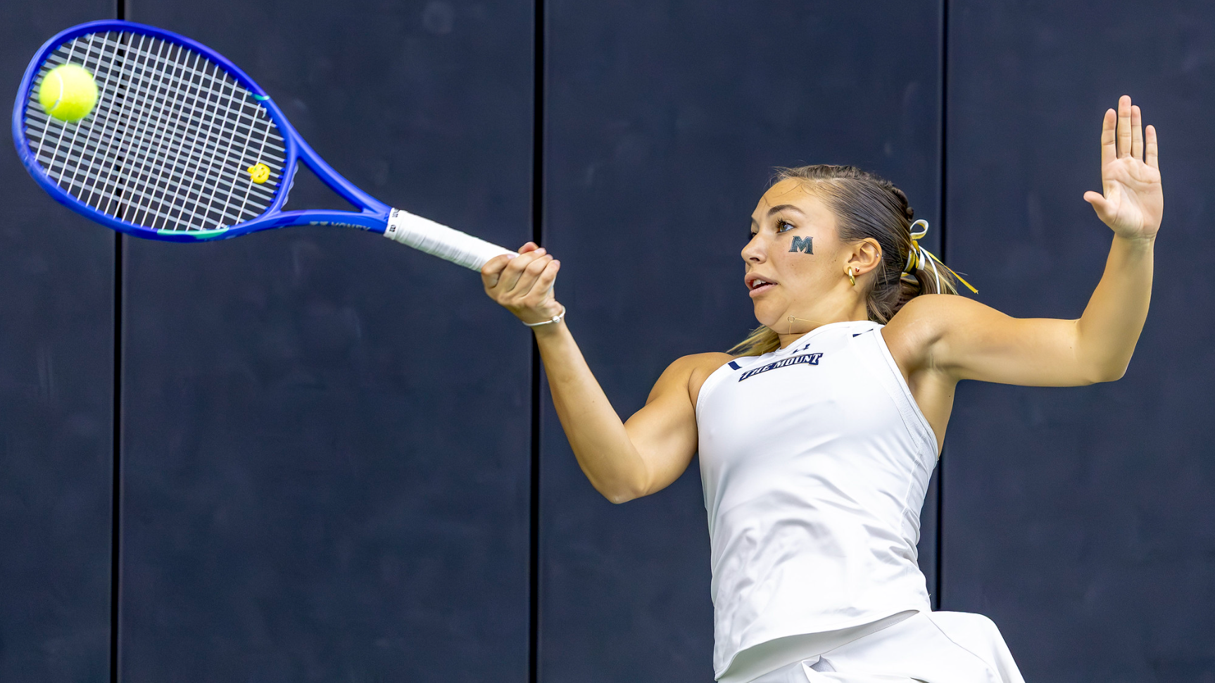 Margherita Trolese hitting tennis ball