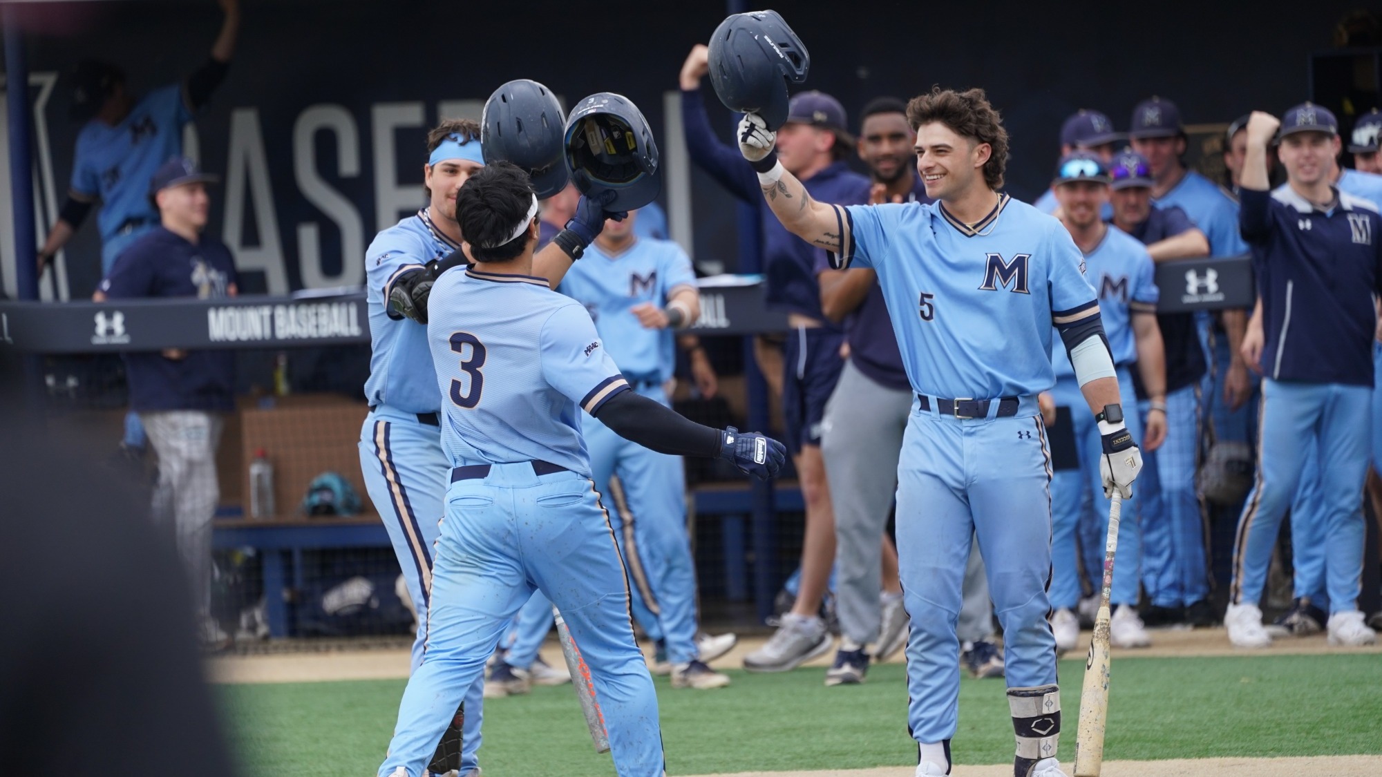 Alex Mendes Slaps Helmets with Ty Fredo
