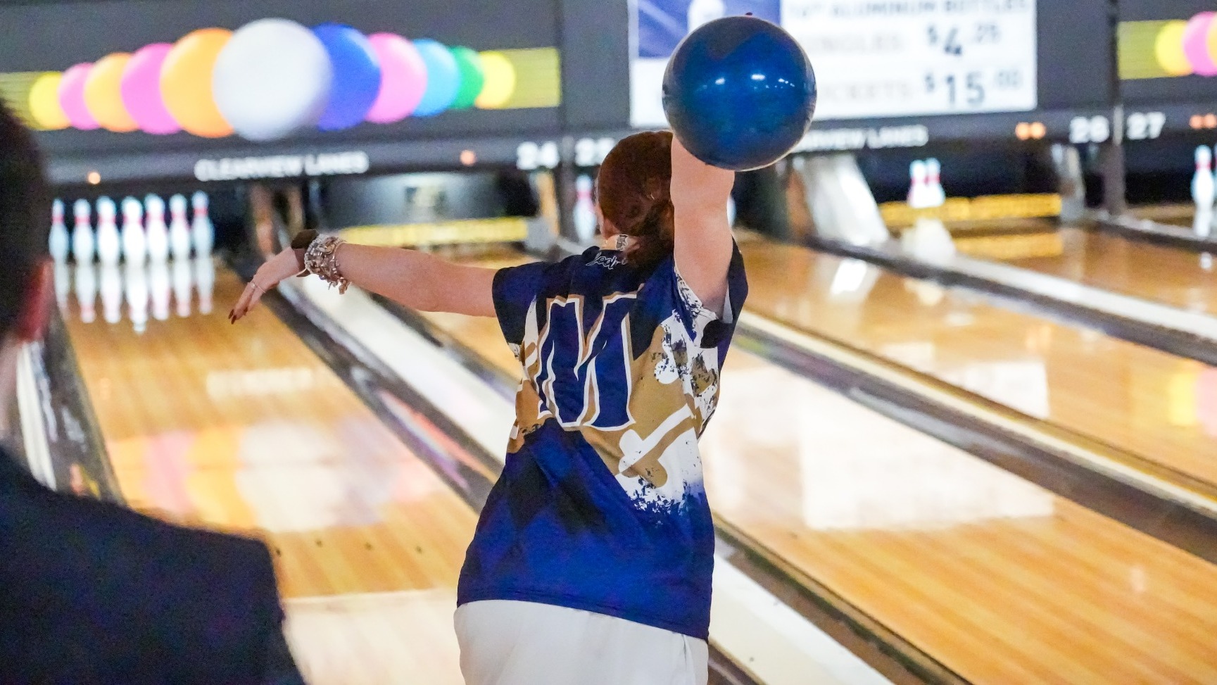Piper Chalmers' Full Backswing in Bowling