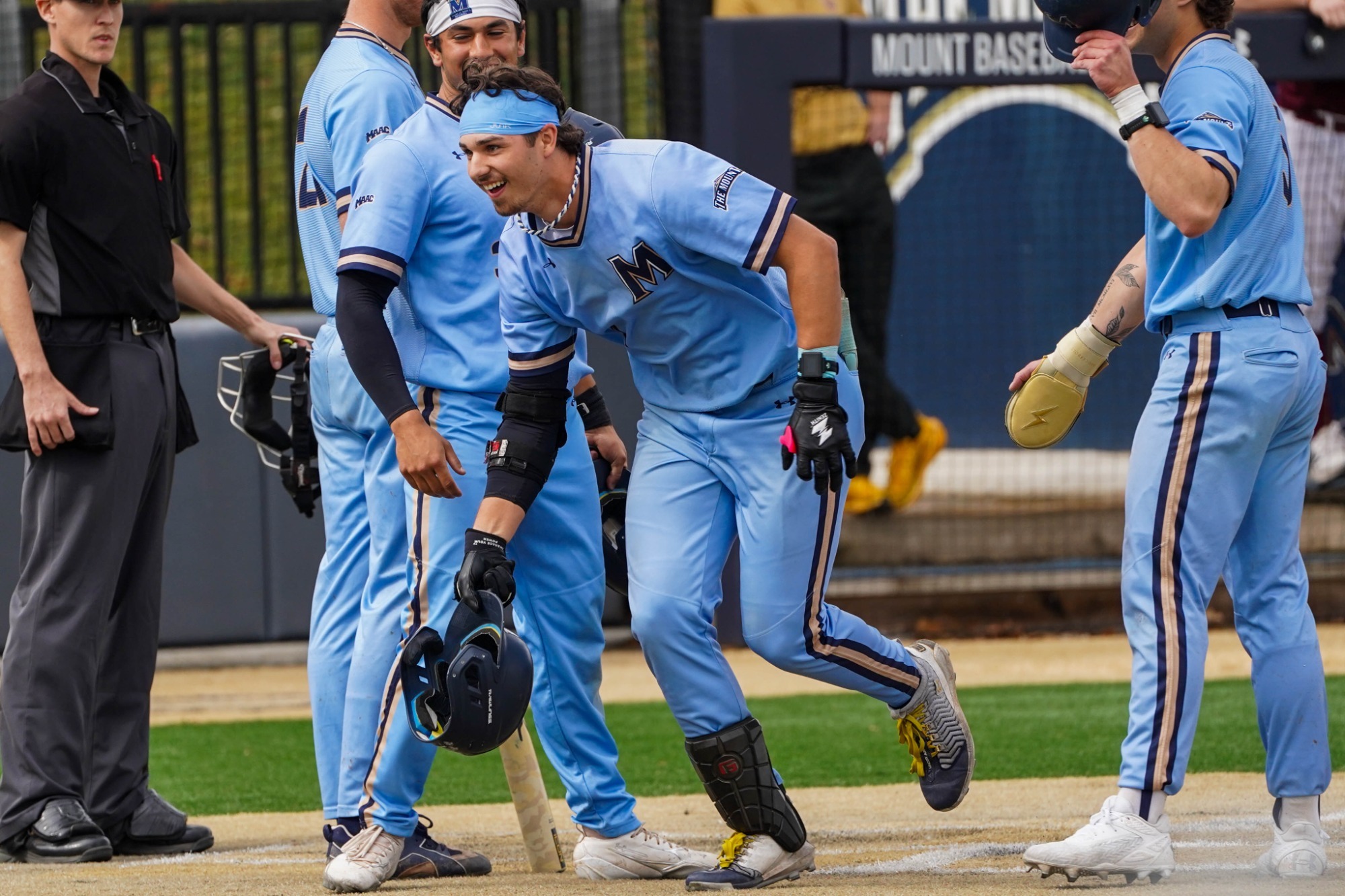 Rudisill home run celly v. Iona 