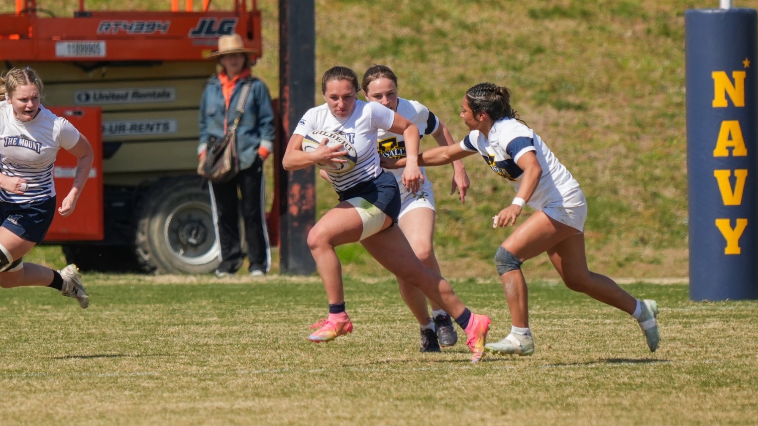 Neely Denlinger Races Past Two La Salle Defenders