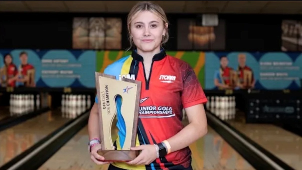 Madison Smith Holding U18 Trophy