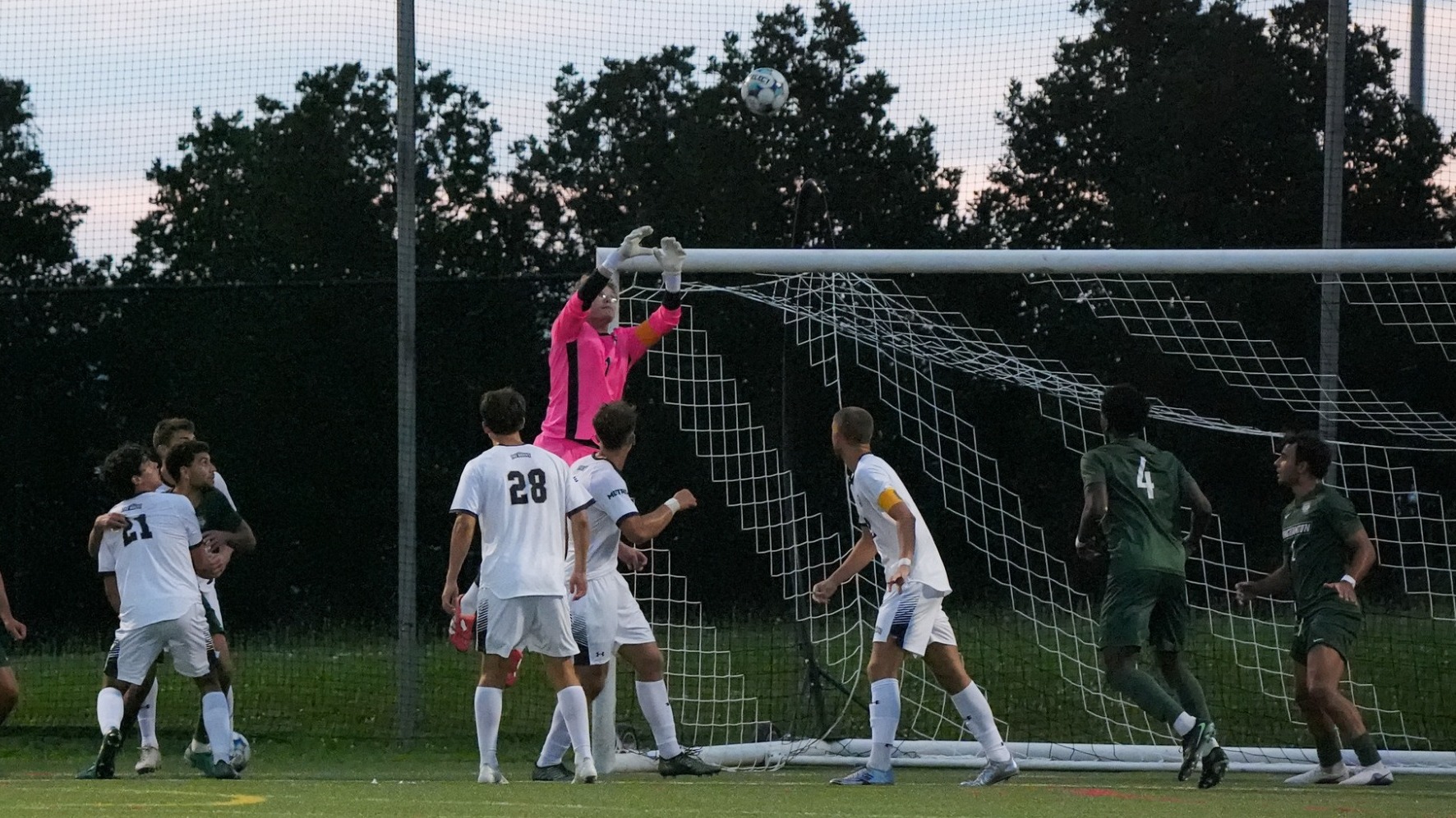 Ryan Collins Goes to Grab the Ball