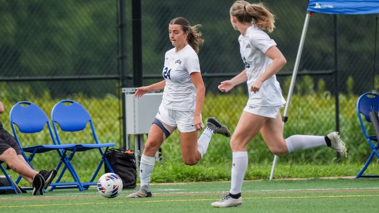 Lauren Lubarsky Looks to Catch up to the Ball