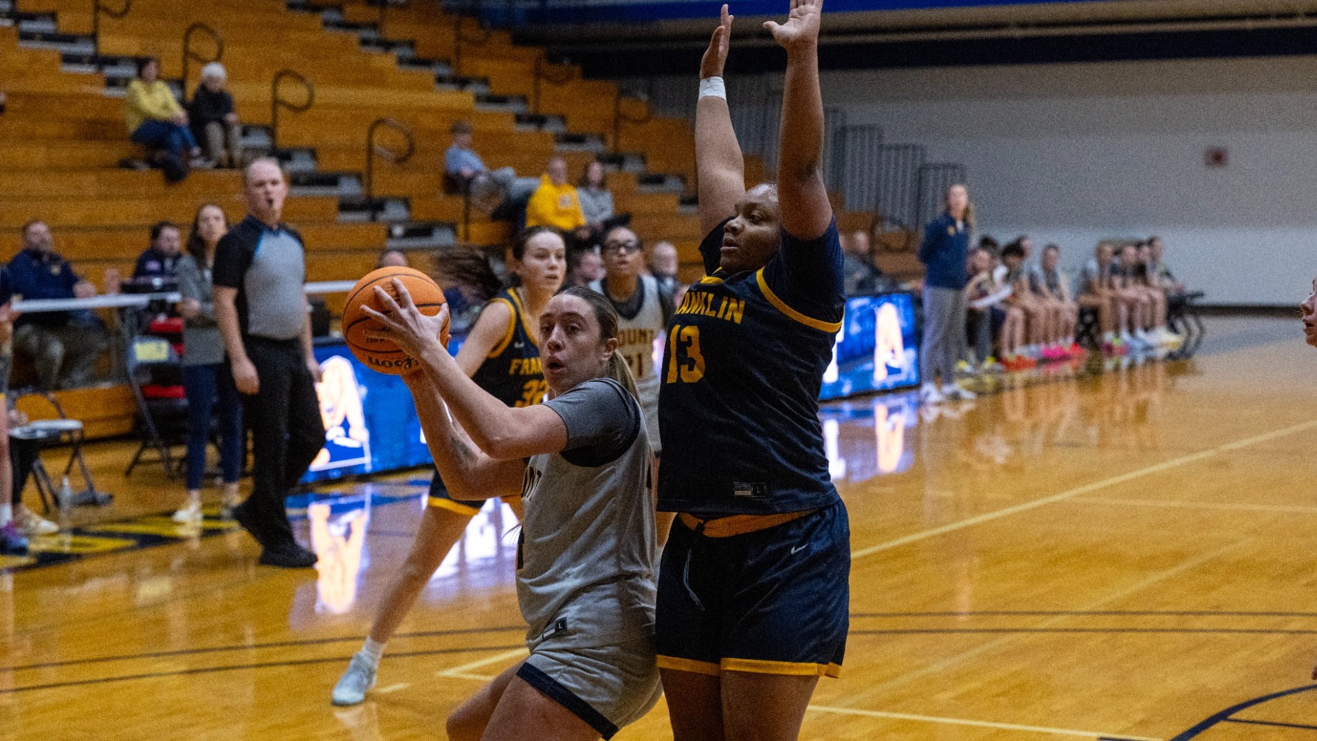 Women's Basketball Ella Stivers