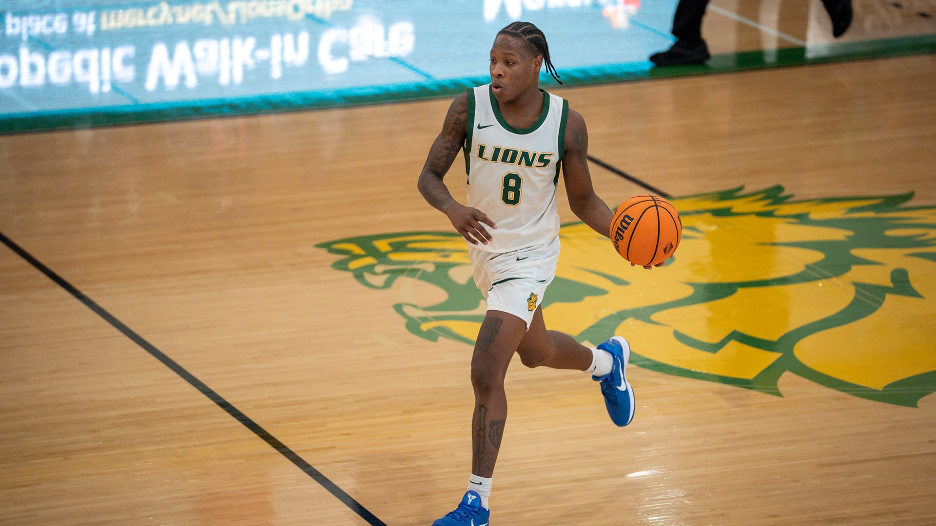 JADEN TAYLOR BANNER_2025-26_MSSUMBB_54971231382_7889980f3a_o.jpg