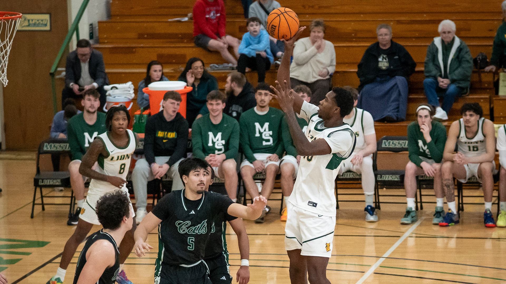 Tyrone Wright JR BANNER_2025-26 MSSU MBB_DSC03457.jpg