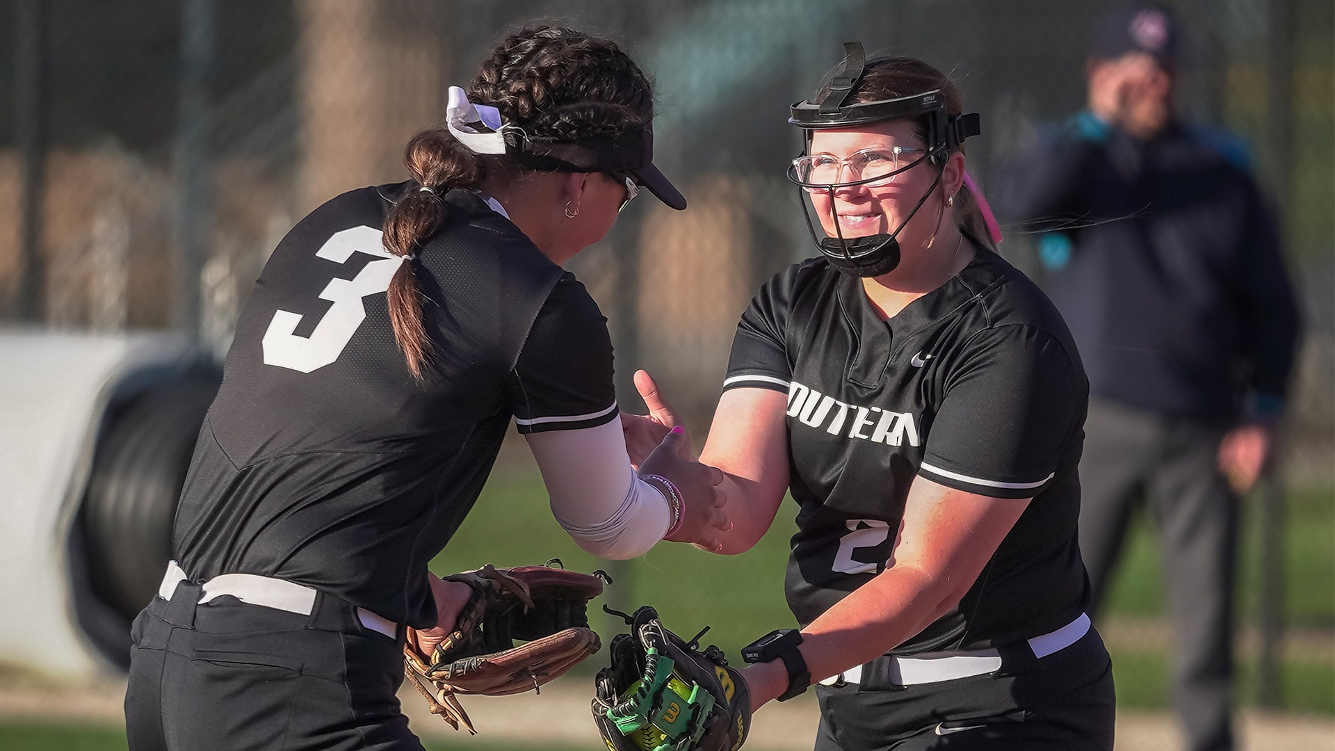 Emily Davis_Carsen Tinkler _MSSU SOFTBALL_BANNER_2026_55234077713_48130ee6a2_o.jpg