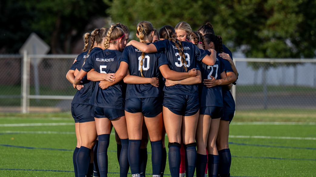 MSUB huddles before before a game