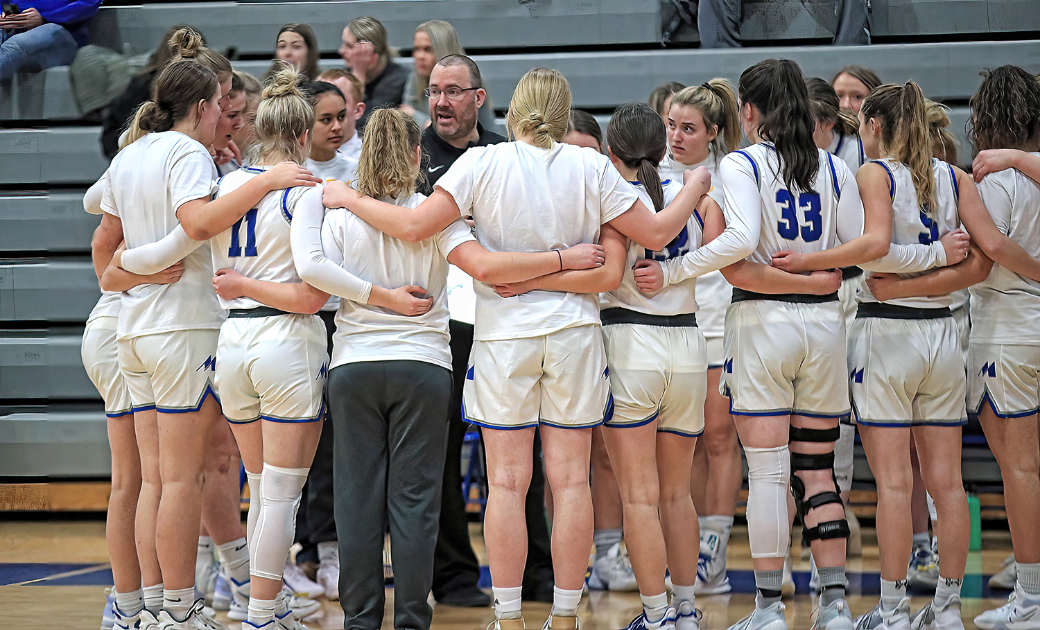 Comet Women's Basketball team travels to Valley City and Dickinson for