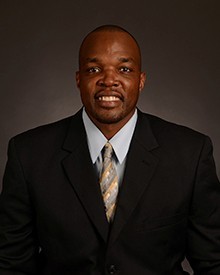 1516-Derrick-Tilmon_220x275